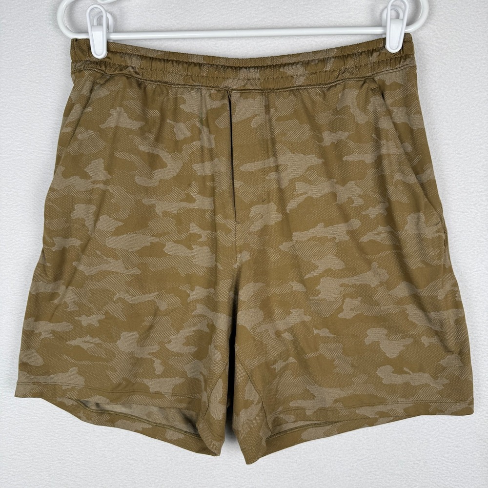 Lululemon Pace Breaker Shorts Mens L Brown Camo Linerless 7" Inseam LM7ANES